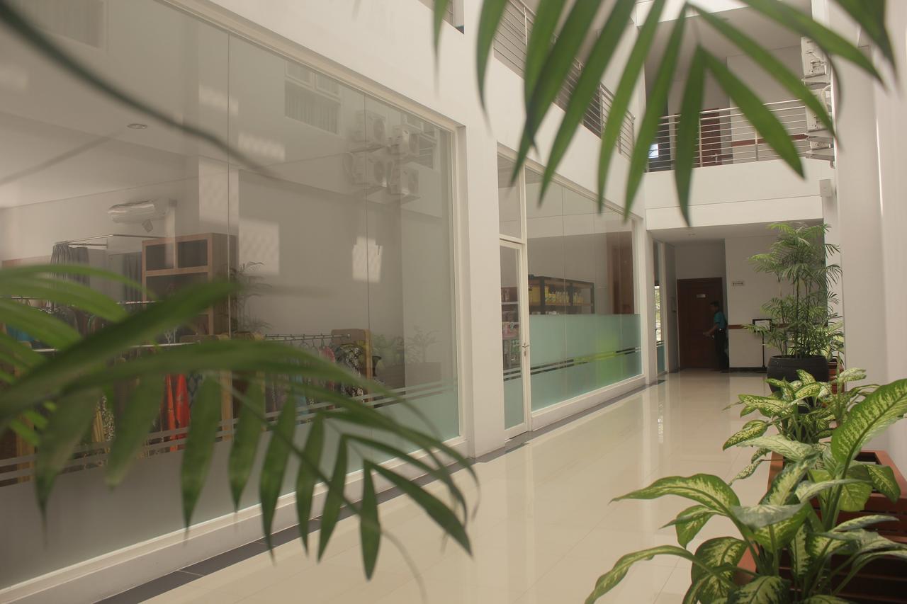 Prima Sr Hotel & Convention Yogyakarta Sleman  Exterior photo